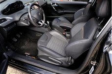 Peugeot 208 - 1.4 VTi Allure Navi/Clima/LMV