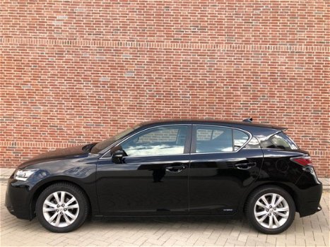 Lexus CT 200h - Business Line €12500 EX BTW - 1