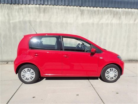 Volkswagen Up! - 1.0 groove up BlueMotion airco 5-deurs Navigatie - 1