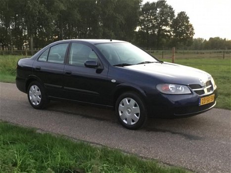 Nissan Almera - 1.5 Visia met airco trekhaak en N.A.P - 1