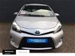 Toyota Yaris - 1.5 FULL HYBRID CVT 5DR (Navigatie - Climate Control - Parkeerhulpcamera) - 1 - Thumbnail