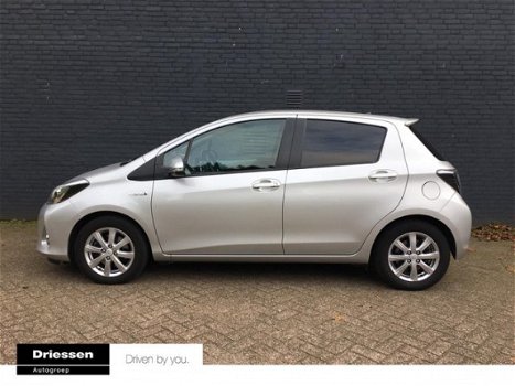 Toyota Yaris - 1.5 FULL HYBRID CVT 5DR (Navigatie - Climate Control - Parkeerhulpcamera) - 1