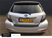 Toyota Yaris - 1.5 FULL HYBRID CVT 5DR (Navigatie - Climate Control - Parkeerhulpcamera) - 1 - Thumbnail