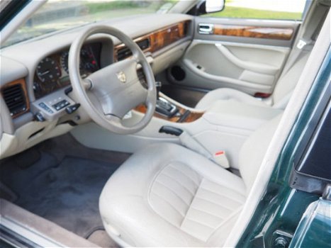 Jaguar XJ - 6 AUT, (3x) executive, BRG, ivoor leder - 1