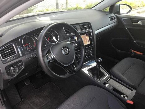 Volkswagen Golf - 1.6 TDI 115PK Comfortline | navi | trekhaak | clima | cruise | - 1