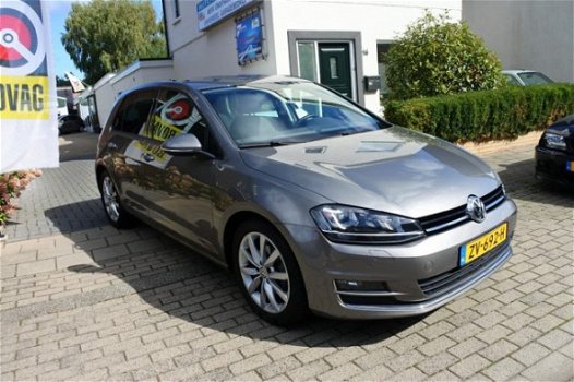 Volkswagen Golf - 1.4 TSI ACT CON.SER - 1