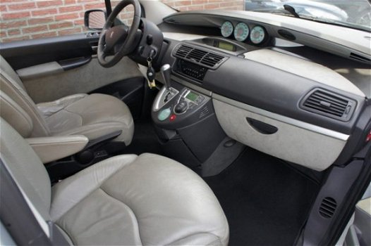 Peugeot 807 - 3.0 ST LEDER/PANORAMA/CRUISE 6PERS KEURIGE STAAT - 1