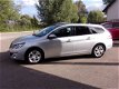 Peugeot 308 - SW BLUE LEASE EXECUTIVE 1.6 BLUEHDI 120 MET 6 MAANDEN GARANTIE - 1 - Thumbnail