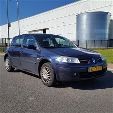 Renault Mégane - Megane 1.6 16V BUSINESS
