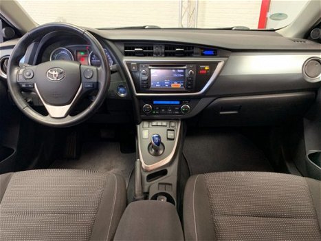 Toyota Auris - 1.8 FULL HYBRID EXECUTIVE TREKHAAK NAVI - 1