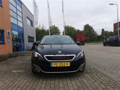 Peugeot 308 - 1.2 PureTech Allure Airco.Automaat, Navi, Leder, Pano, Nap, Bj2016 - 1