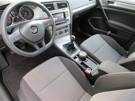 Volkswagen Golf - 1.2 TSI Trendline, Navigatie / Airco / Cruise control / Bluetooth - 1