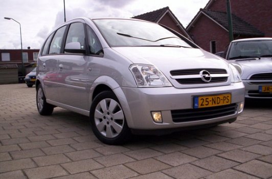 Opel Meriva - 1.6-16V Cosmo - 1