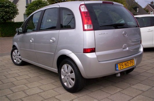 Opel Meriva - 1.6-16V Cosmo - 1