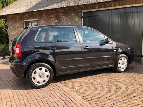 Volkswagen Polo - 1.4-16V - 1