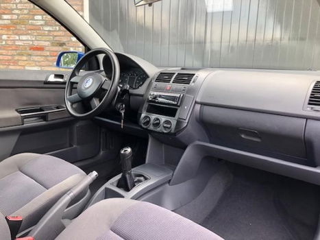 Volkswagen Polo - 1.2-12V Airco - Nieuwe APK - 1