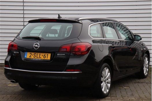 Opel Astra - 140pk Turbo Cosmo (LPG/T.haak/17