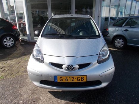 Toyota Aygo - 1.0-12V 5 DRS met Airco - 1