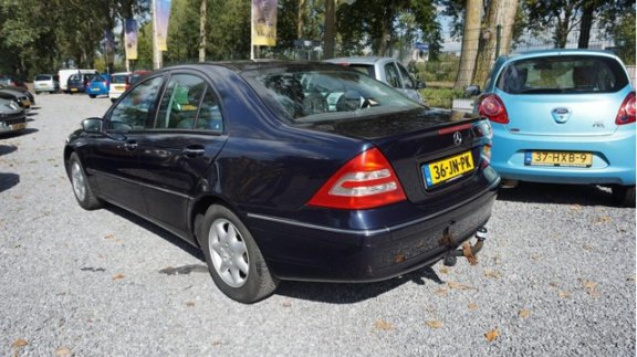 Mercedes-Benz C-klasse - 180 Elegance AUTOMAAT airco cruisct el-rm ondh-boekjes hele fijne auto - 1