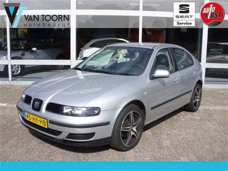 Seat Leon - 1.6-16V Stella lees de opmerkingen - 1