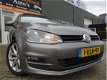 Volkswagen Golf - 1.6 TDI Highline van 1ste eig. met parkeersensoren en navigatie en elec. panoramad - 1 - Thumbnail