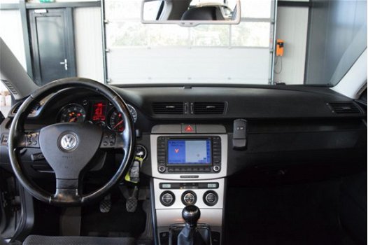 Volkswagen Passat Variant - 2.0 FSI Comfortline Business Navigatie All in Prijs Inruil Mogelijk - 1