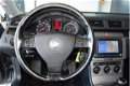 Volkswagen Passat Variant - 2.0 FSI Comfortline Business Navigatie All in Prijs Inruil Mogelijk - 1 - Thumbnail