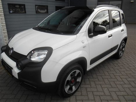 Fiat Panda - 1.2 City Cross 4x2 (airco / ML / MF lederen stuurwiel / radio-mp3-AUX-USB / Parkeersens - 1