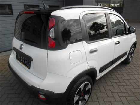 Fiat Panda - 1.2 City Cross 4x2 (airco / ML / MF lederen stuurwiel / radio-mp3-AUX-USB / Parkeersens - 1