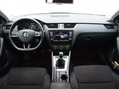 Skoda Octavia - 2.0 TDI 150pk Elegance Business Dynamic Pakket Trekhaak - 1