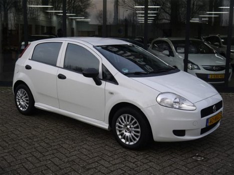 Fiat Grande Punto - 1.3 M-Jet Actual *Airco - 1