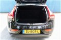 Volvo V40 - T2 AUTOMAAT 1.5 Kinetic #NAVI #CLIMA #CAM 100% dealeronderhouden - 1 - Thumbnail