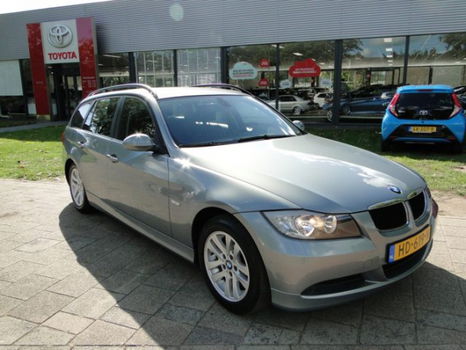 BMW 3-serie Touring - 320i 150pk Clima/Cruise /PDC - 1