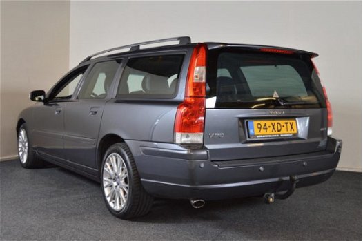 Volvo V70 - 2.0T Edition Sport AUTOMAAT / LEDER - 1