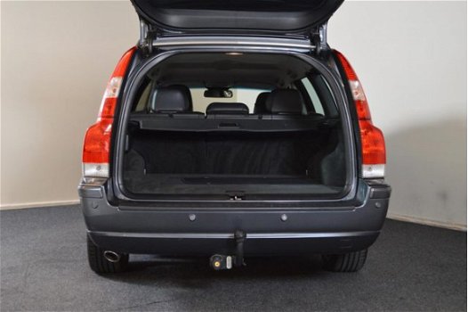 Volvo V70 - 2.0T Edition Sport AUTOMAAT / LEDER - 1