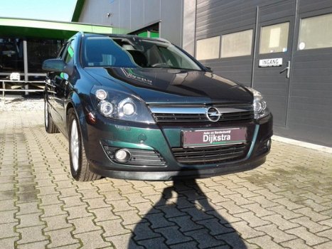 Opel Astra Wagon - 1.9 CDTi Cosmo Super nette Astra met de juiste opties en weinig km's!! - 1