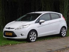 Ford Fiesta - 1.25 Titanium met Trekhaak Distributie Vervangen