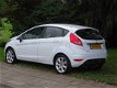 Ford Fiesta - 1.25 Titanium met Trekhaak Distributie Vervangen - 1 - Thumbnail