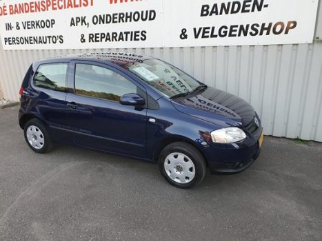 Volkswagen Fox - 1.2 12V Trendline NAP - 1