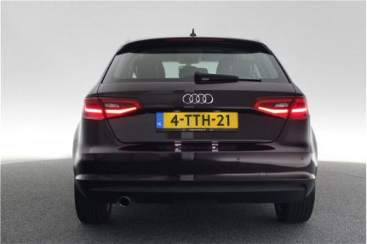 Audi A3 Sportback - 1.2 TFSi 105 pk S tronic Ambiente Pro Line Plus / xenon / navi / clima / 16