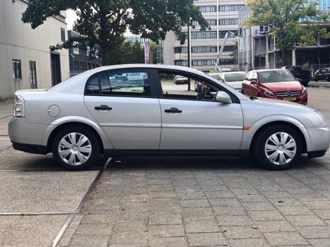 Opel Vectra - 2.2-16v- Gas G3- Automaat- Airco- Nette auto- Nw Apk - 1