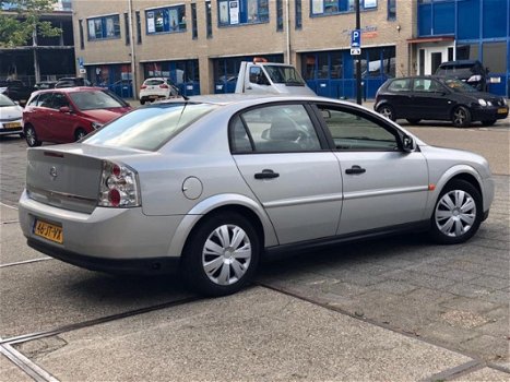 Opel Vectra - 2.2-16v- Gas G3- Automaat- Airco- Nette auto- Nw Apk - 1