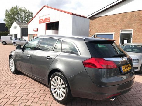 Opel Insignia Sports Tourer - 2.8 T Sport 4x4 OPC Line Automaat Dealer onderhouden - 1