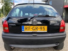 Opel Corsa - 1.4i Swing APK Zwart Leuke Auto