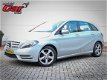 Mercedes-Benz B-klasse - 180 Ambition | Clima | Navi | Cruise | Pdc | Lichtmetaal 17 inch | Trekhaak - 1 - Thumbnail