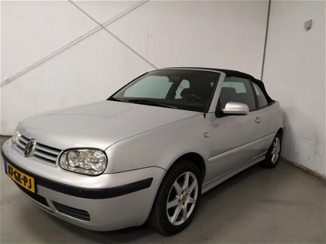 Volkswagen Golf Cabriolet - 1.8 Trendline - 1