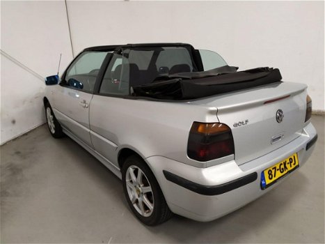 Volkswagen Golf Cabriolet - 1.8 Trendline - 1