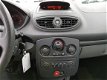 Renault Clio - 1.5 dCi Dynamique Comfort SUPER MOOIE AUTO DEALER ONDER HOUDEN ALLE INRUIL MOGELIJK - 1 - Thumbnail