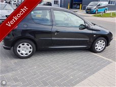 Peugeot 206 - 1.4 One-line