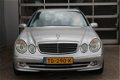 Mercedes-Benz E-klasse Combi - 200 K. Avantgarde/Automaat/Navi/Pts/Clima/Cruise/Zonnedak/Xenon/19 in - 1 - Thumbnail